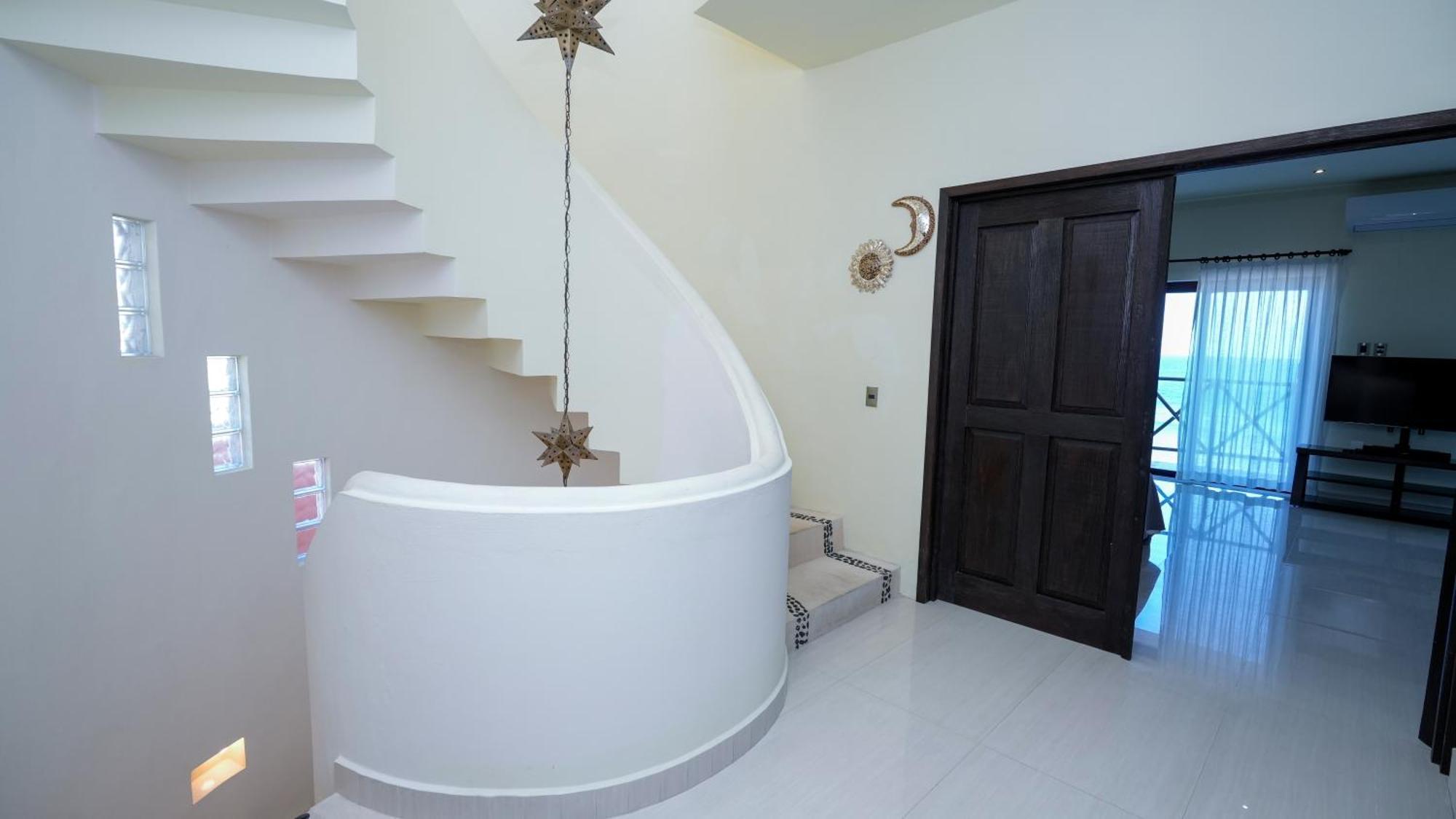Вилла Casa Javi- Ocean Front Located Mid Исла-Мухерес Экстерьер фото